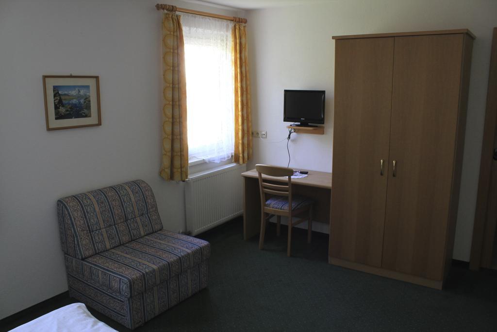 Gasthof Bundschen Sarntal Zimmer foto