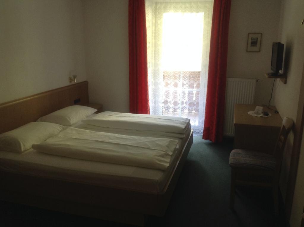 Gasthof Bundschen Sarntal Zimmer foto